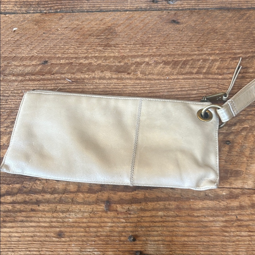 Hobo Vida Leather Wristlet - Picture 4 of 6